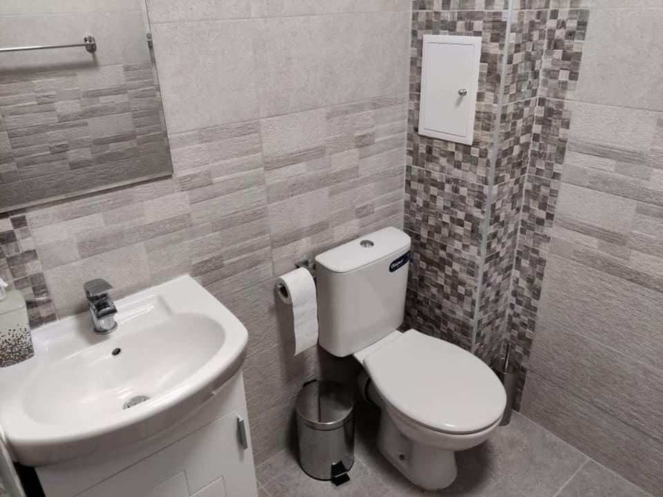 Apartment Anelia 3 Plovdiv Exteriör bild